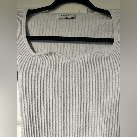 Aritzia Babaton Sculpt Knit Sweetheart Long sleeve Size XXS - Picture 7 of 10